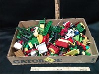 COLLECTION ERTL CAST TRACTORS, TRUCKS, OTHER