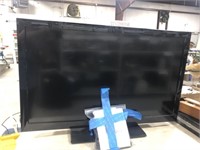 FLATSCREEN TV W REMOTE