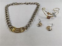 Costume Jewelry Necklaces, Earring, & Bracelets