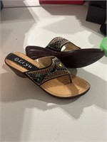 Li Yu Beaded Sandle