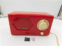 RED MCM ELECTRAHOME TUBE RADIO, CAN ONLY GET STATC