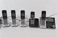 Set of 4 Vtech & 2 Panasonic Cordless Phones