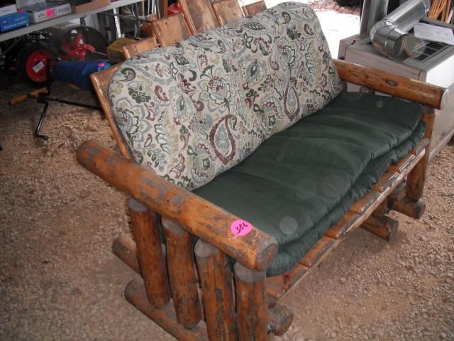 Pine Glider w/Cushions (Amish Made)