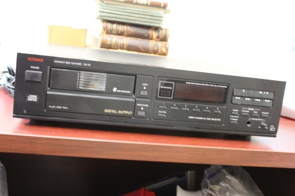 A Luxman 6 Disc Player