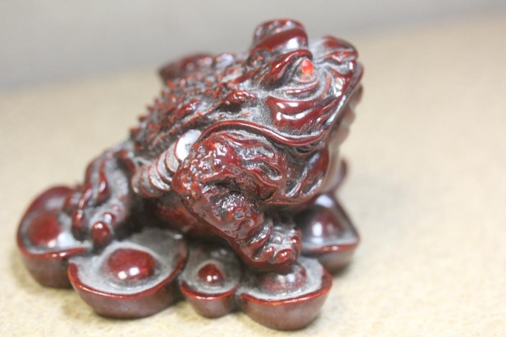 Chinese Resin Toad