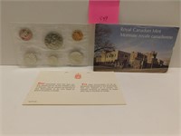 RCM 1975 UNCIRCULATED COIN SET