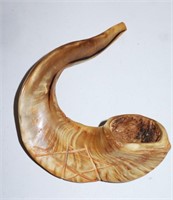 rams horn shofar w carved star of David