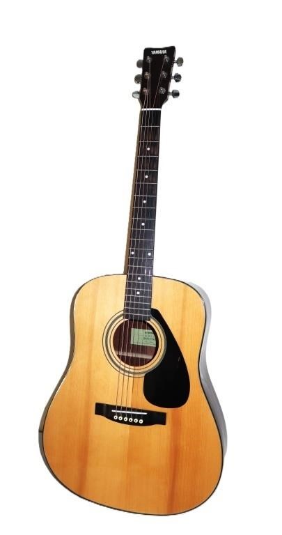 Yamaha FD01S acoustic guitar