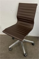 Nice Adjustable Office Chair