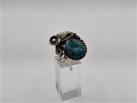 NAVAHO STERLING RING WITH TURQUOISE