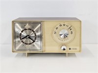 GENERAL ELECTRIC SOLID STATE RADIO ALARM-WORKS