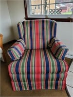 UPHOLSTERED ARM CHAIR 34" H X 32" W X 35"D