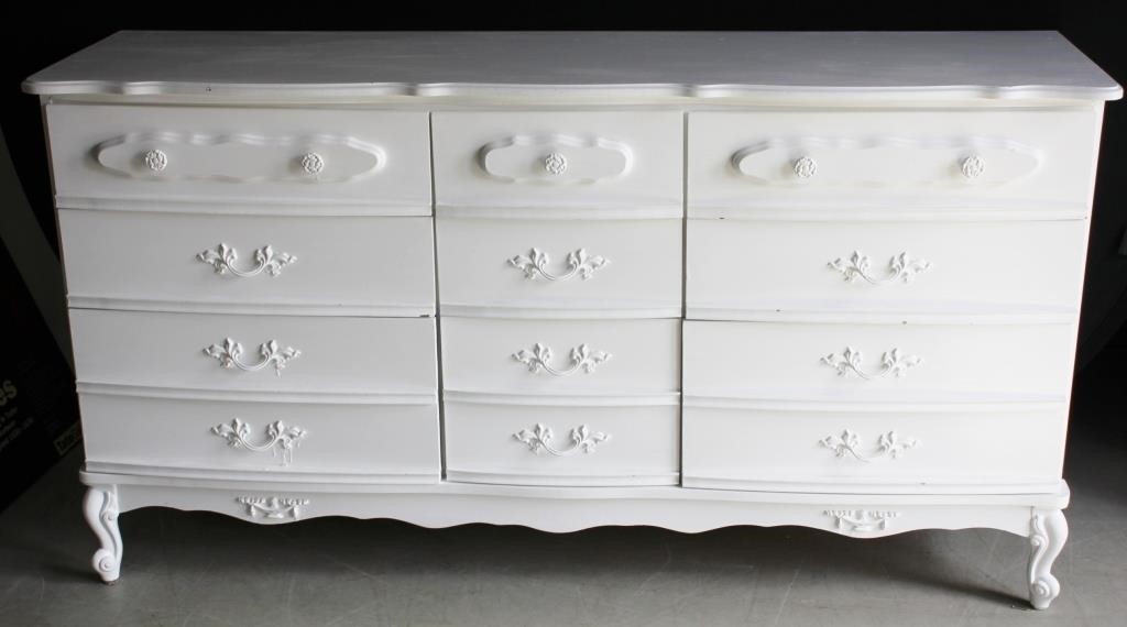 Vintage Painted French Provincial Dresser