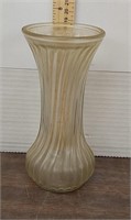 Vintage Hoosier glass vase. 7.5in tall