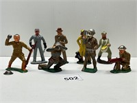 8 LEAD SOLDIERS, 1 MARKED BARKLAY AND 1 MARKED
