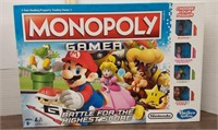 Monopoly gamer. Complete