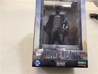 Justice league Batman figurine