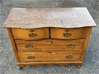 BEAUTIFUL ANTIQUE OAK SERPETINE FRONt FOUR DRAWER