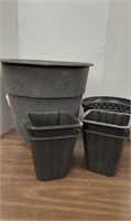 Flower pots qty 6. Large pot 13.5in tall x 15in /