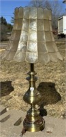 BEAUTIFUL BRASS TABLE LAMP WITH UNIQUE SHADE