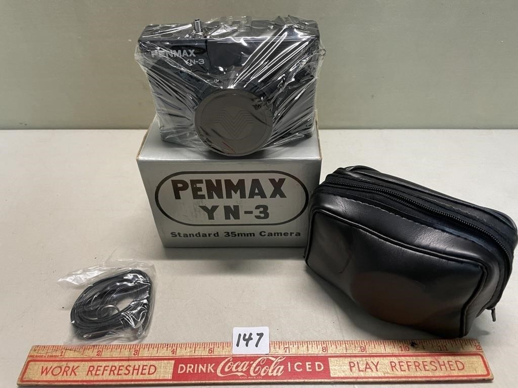 RETRO STILL PACKAGED PENMAX YN-3 35MM CAMERA