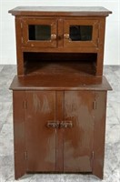 PRIMITIVE CRAFTSMAN CHILD'S CABINET