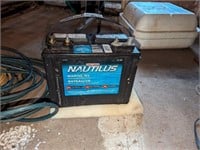 Motomaster Nautilus Marine/RV deep cycle battery
