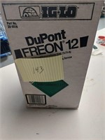 DuPont freon 12 tank, full, in original box