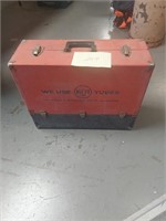 Vintage empty RCA tube case