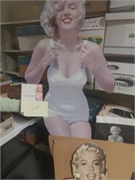 Lot of Marilyn Monroe items - 2 life size