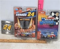 Jeff Gordon, Jeff Gordon Emblem Dupont #24 Car
