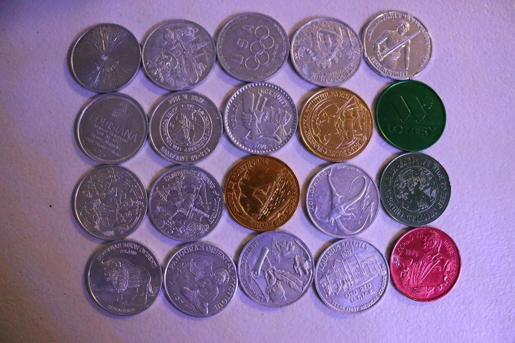  Coins, Tokens, Stamps