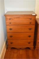Maple Solid Wood Chest of Drawers