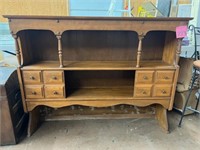 Shelf/hutch top