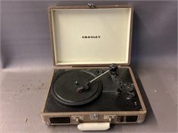 Crosley Suitcase record player