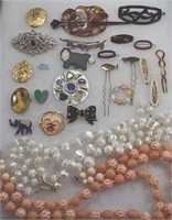 25 COSTUME JEWELRY BROOCHES HAIR PINS NECKLACES