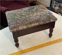 Sewing Stool With Storage
