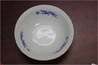 A Chinese Porcelain Dragon Bowl