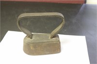 A Vintage/Antique Iron - Heavy