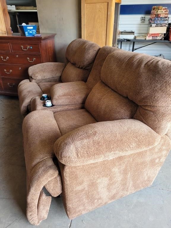 Weekly Estate Auction