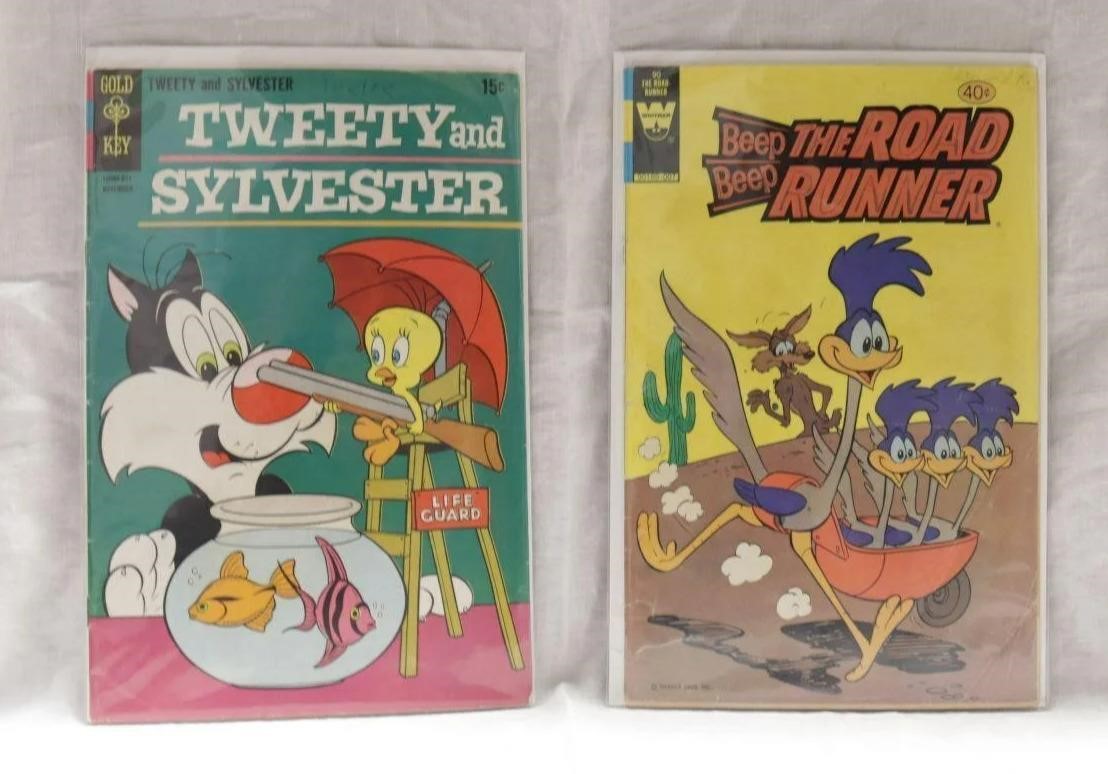 Vintage Looney Tunes comics