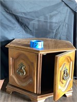 Vintage End Table Needs Repair