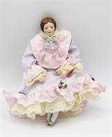 8" VINTAGE PORCELAIN DOLL