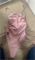 F8) Size large bathing suit