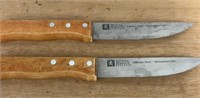 C13) 2 Royal Norfolk Cutlery Steak Knives