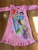 C6) 3T nightgown, DISNEY PRINCESS'S!