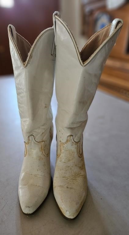 White Heeled Cowboy Boots