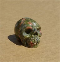 Gemstone Skull 1 1/2"