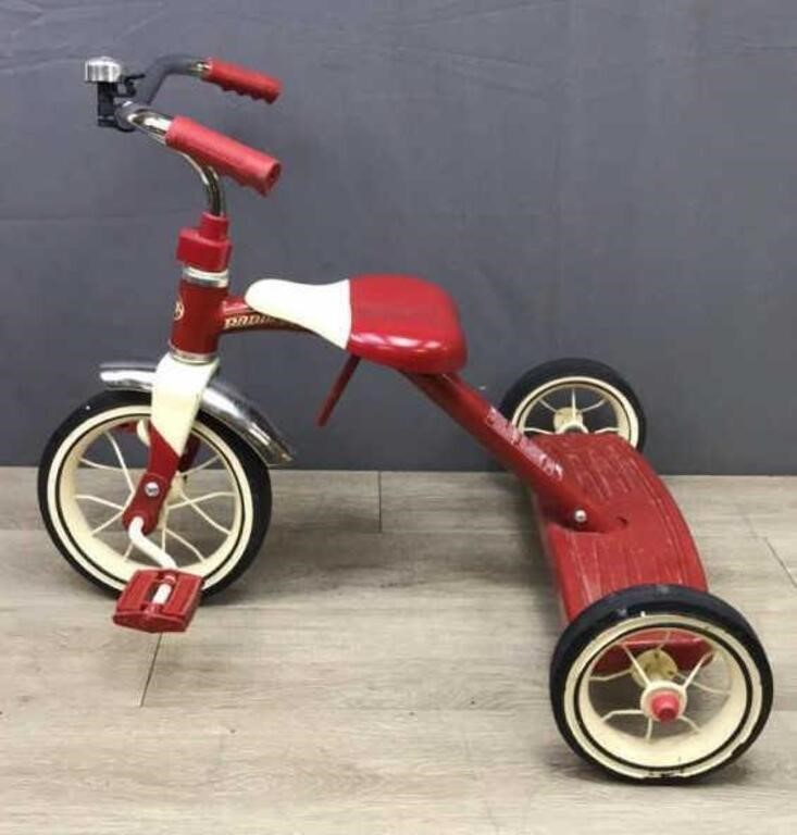 Radio Flyer Tricycle 10in Red Barely Used W/ Bell