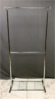 Garment Rack - Adjustable Height & Extendable